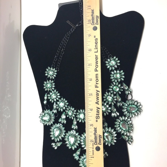 Oscar de la Renta statement runway crystal necklace - Picture 10 of 12